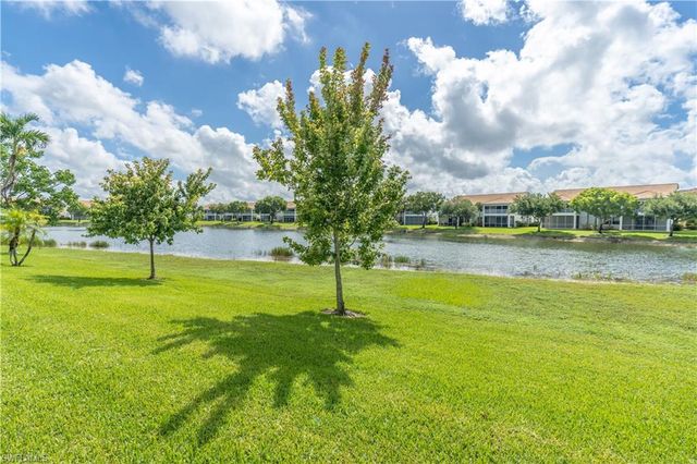 600 Saratoga CIR D--104, Naples, FL 34104