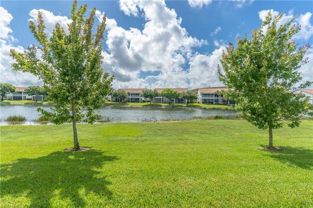 600 Saratoga CIR D--104, Naples, FL 34104