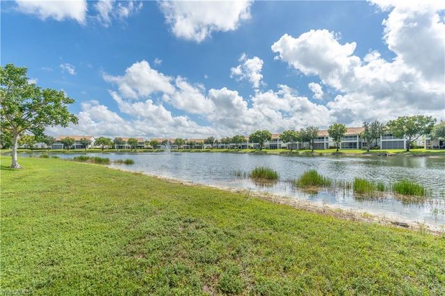 600 Saratoga CIR D--104, Naples, FL 34104