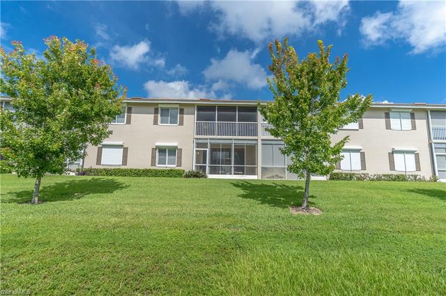 600 Saratoga CIR D--104, Naples, FL 34104