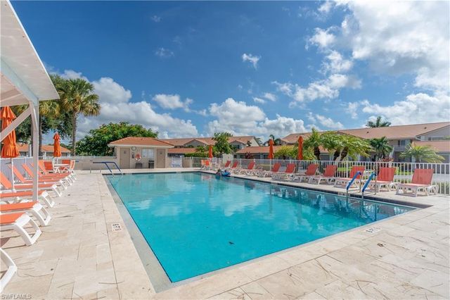 600 Saratoga CIR D--104, Naples, FL 34104