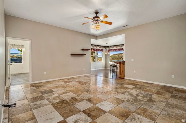 205 TERRACE CIR, Toquerville, UT 84774