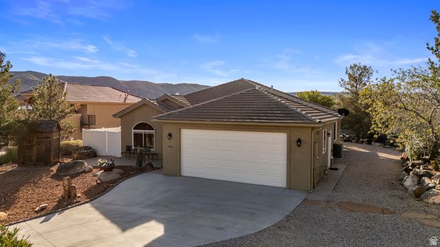 205 TERRACE CIR, Toquerville, UT 84774