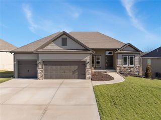 6930 NE 102nd Street, Kansas City, MO 64156