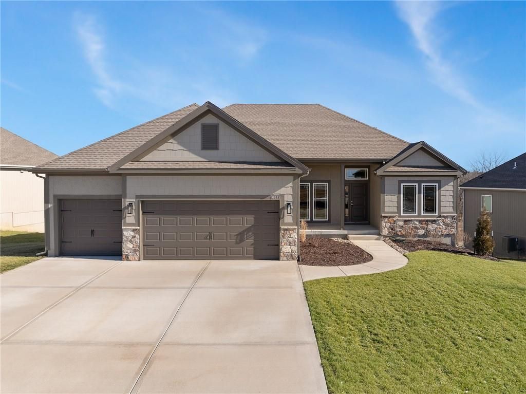 6930 NE 102nd Street, Kansas City, MO 64156