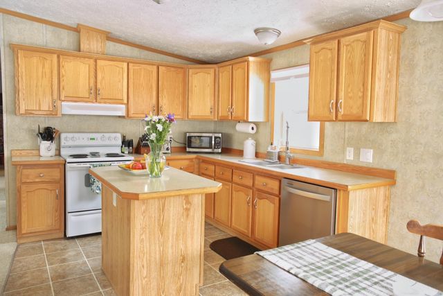 24 Ruby Drive, Barrington, NH 03825