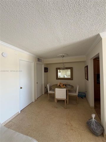 910 Michigan Avenue 405, Miami Beach, FL 33139