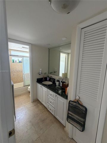 910 Michigan Avenue 405, Miami Beach, FL 33139
