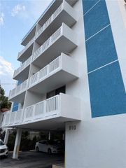910 Michigan Avenue 405, Miami Beach, FL 33139