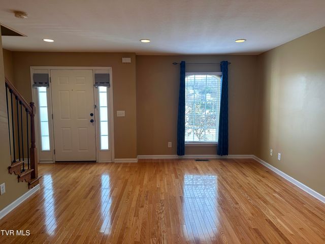 168 Montvale Road 168, Bristol, VA 24201