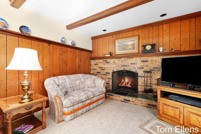 2111 Timberlane Drive, Georgetown Twp, MI 49428