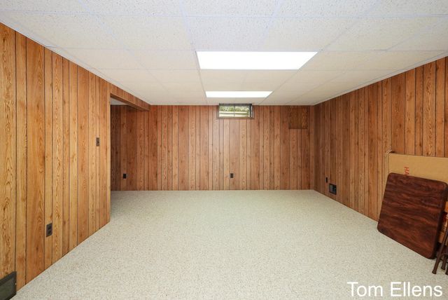 2111 Timberlane Drive, Georgetown Twp, MI 49428