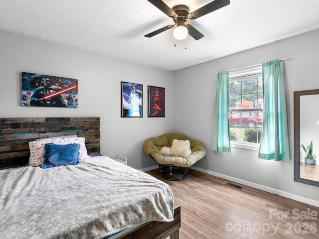 11 Cathy Court, Hendersonville, NC 28792