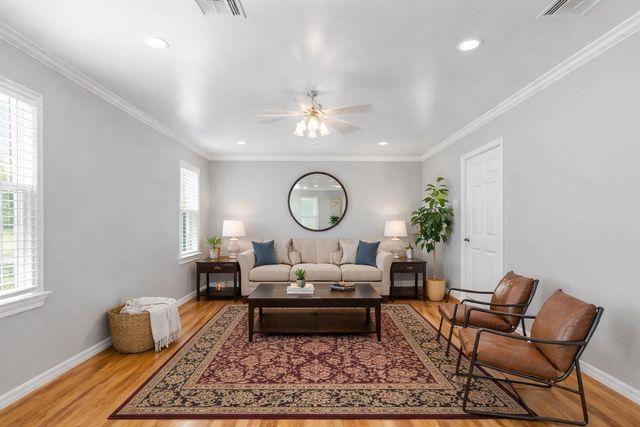 2030 Palo Alto Street, Houston, TX 77023