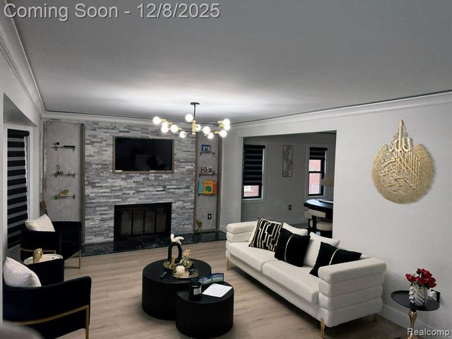 23926 Oak Street, Dearborn, MI 48128