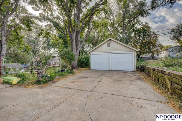 3823 Franklin Street, Omaha, NE 68111