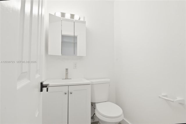 921 NW 5th Avenue, Pompano Beach, FL 33060