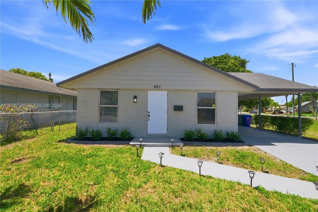 921 NW 5th Avenue, Pompano Beach, FL 33060