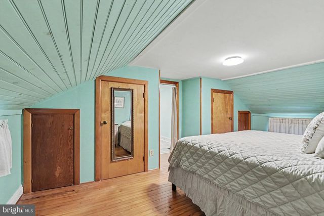 1422 WALNUT BOTTOM RD, Carlisle, PA 17015