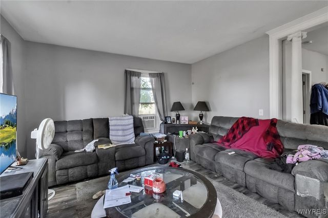 27 Saxton Street, Lockport City, NY 14094