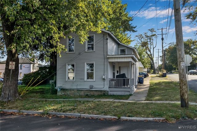 27 Saxton Street, Lockport City, NY 14094