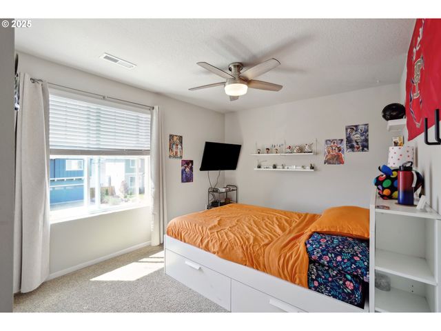 9476 N ALDER St, Camas, WA 98607