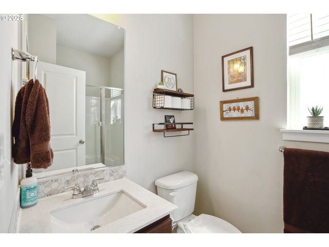 9476 N ALDER St, Camas, WA 98607