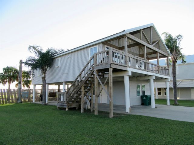 115 Constantin Dr, Golden Meadow, LA 70357