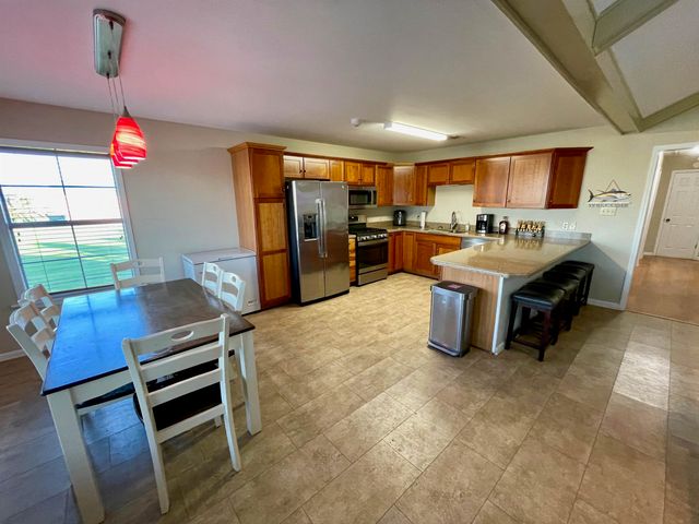 115 Constantin Dr, Golden Meadow, LA 70357