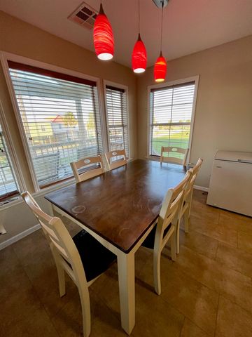 115 Constantin Dr, Golden Meadow, LA 70357