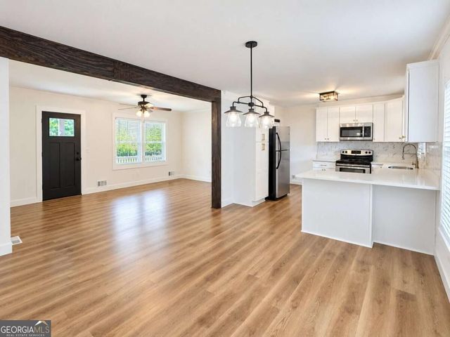 2940 Harris Street, East Point, GA 30344