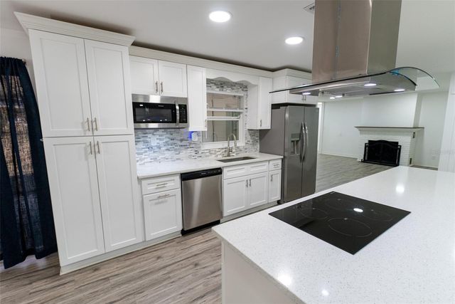 411 SW 36TH PLACE, Ocala, FL 34471