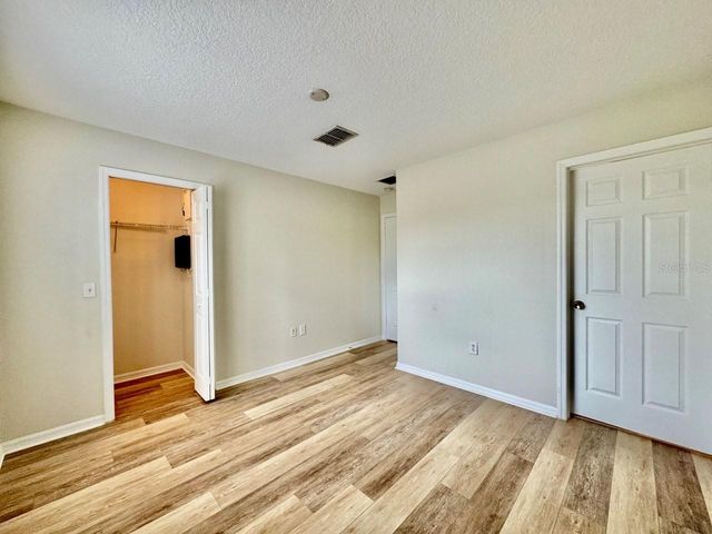 8504 BRUSHLEAF WAY, Tampa, FL 33647