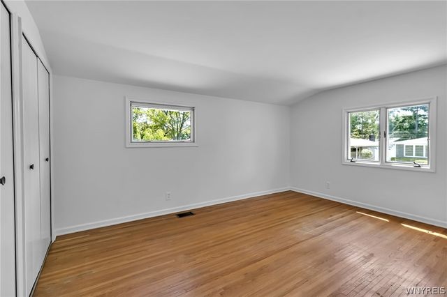 780 Meadowbrook Drive, North Tonawanda, NY 14120