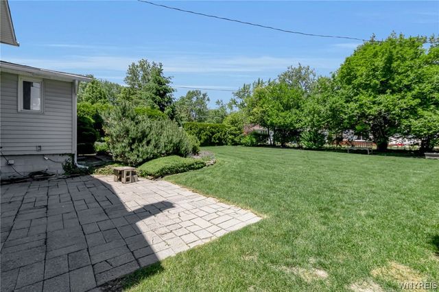 780 Meadowbrook Drive, North Tonawanda, NY 14120
