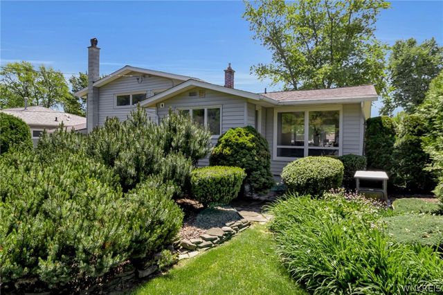 780 Meadowbrook Drive, North Tonawanda, NY 14120
