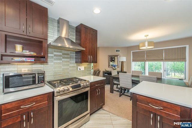 2 Tulip Crescent 1C, Little Falls, NJ 07424