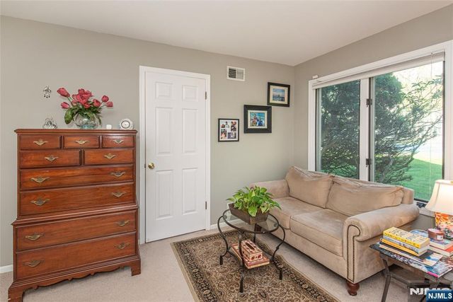 2 Tulip Crescent 1C, Little Falls, NJ 07424