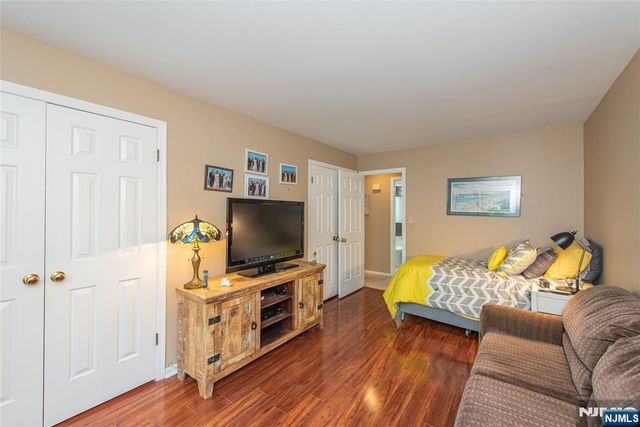 2 Tulip Crescent 1C, Little Falls, NJ 07424