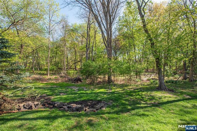 2 Tulip Crescent 1C, Little Falls, NJ 07424