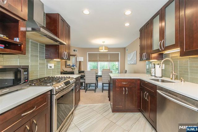 2 Tulip Crescent 1C, Little Falls, NJ 07424