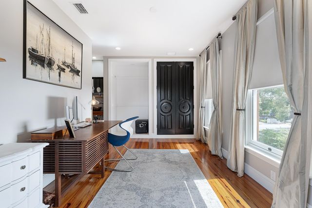 288 St George St, St Augustine, FL 32084