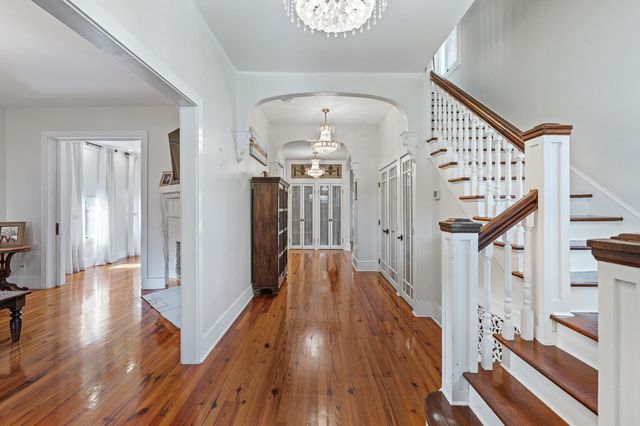 288 St George St, St Augustine, FL 32084