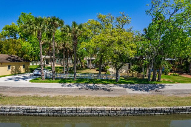 288 St George St, St Augustine, FL 32084