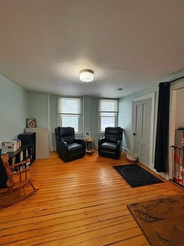 8 Water Street, Greenfield, MA 01301