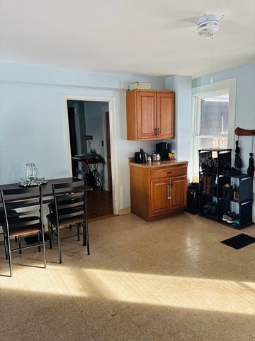 8 Water Street, Greenfield, MA 01301