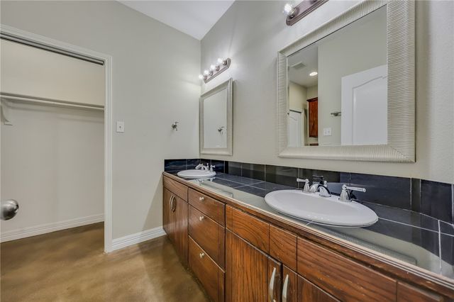 6622 Rhine Dr B, Corpus Christi, TX 78412