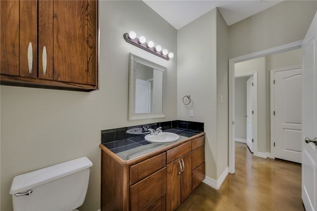 6622 Rhine Dr B, Corpus Christi, TX 78412