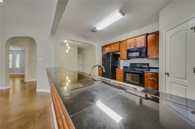 6622 Rhine Dr B, Corpus Christi, TX 78412