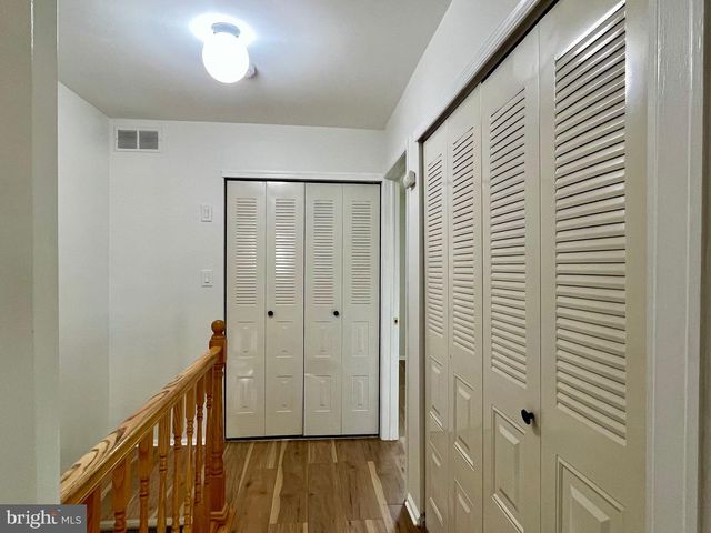 32 PAGODA CT, Lawrence, NJ 08648